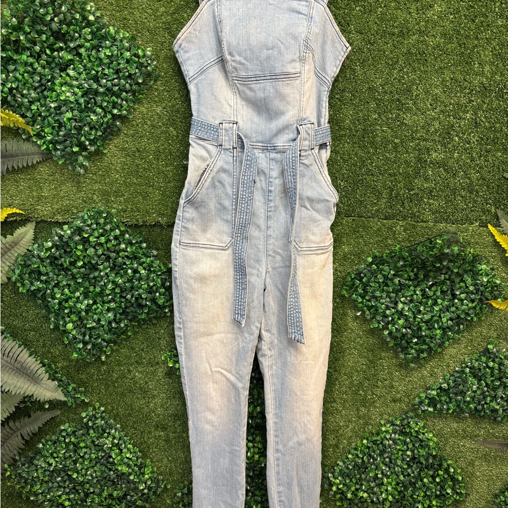 Guess Jean Denim Jumper with Denim Belt Strap.